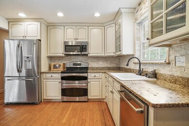 616 Monte Carlo Rd, Jacksonville, FL 32216 - photo 7