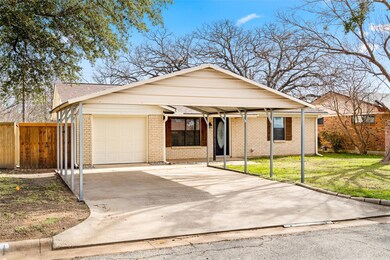 1826 S Center St, Denison, TX 75021 - photo 3