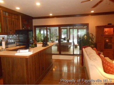 2596 Edmonton Rd, Fayetteville, NC 28304 - photo 5