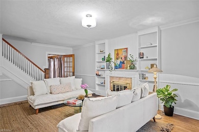 Flow is perfect for family life and entertaining!