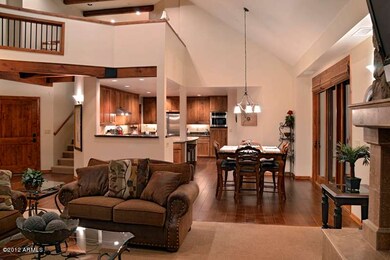 04 Living Room 1