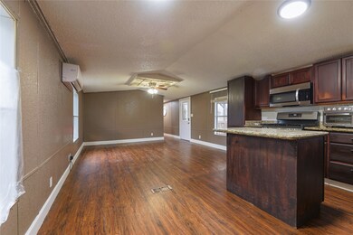 1065 Dickinson Rd unit CR517, Alvin, TX 77511 - photo 2