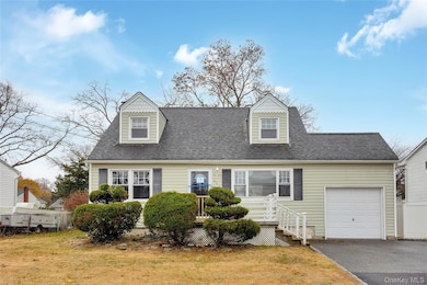 842 Brook St, West Babylon, NY 11704 - photo 2