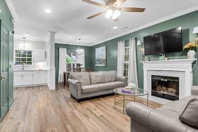 1328 Lark -Tidalcreekphoto- (4)