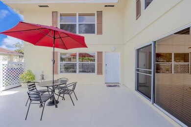 3 Amherst Ct unit D, Royal Palm Beach, FL 33411 - photo 7