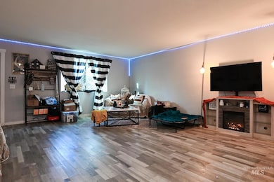 1711 1st St S unit 3, Nampa, ID 83651 - photo 6