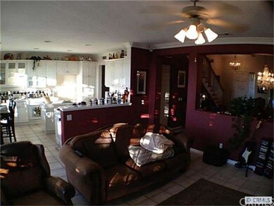 Beautiful Open Concept