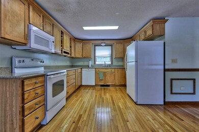 333 Day St, Manchester, NH 03104 - photo 7