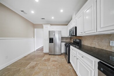 1002 Cordell St, Houston, TX 77009 - photo 6