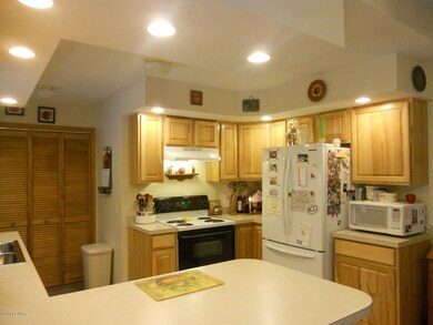 102 Pine Terrace Rd, Matamoras, PA 18336 - photo 5