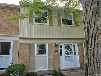 1812 Brentwood Dr unit Suite 100, Troy, MI 48098 - photo 2