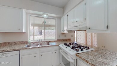 10913 Lakewood Ave, El Paso, TX 79935 - photo 7