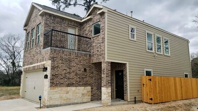 834 Enterprise St, Houston, TX 77088 - photo 2