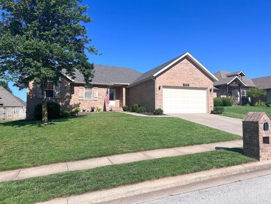 639 N Jerico St, Nixa, MO 65714 - photo 2