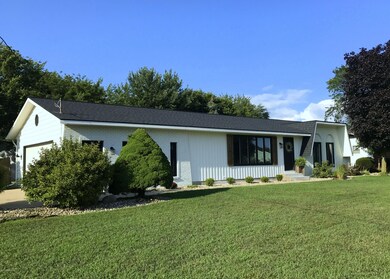 10859 James St, Zeeland, MI 49464 - photo 2