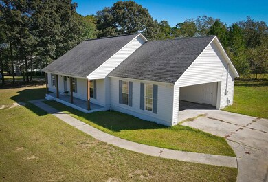 131 Ruth St, Moultrie, GA 31768 - photo 3