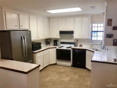 344 Diana Dr, Alamo, TX 78516 - photo 5