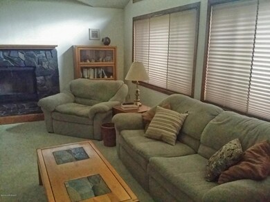 Family Room/ Living Room