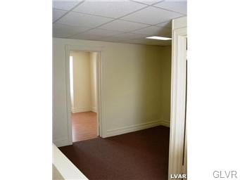 218 N Madison St unit 3rd F, Allentown, PA 18102 - photo 3