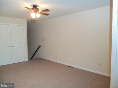 209 Whitley Dr, Chambersburg, PA 17201 - photo 7