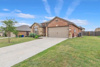 502 Kayla St, Troy, TX 76579 - photo 2