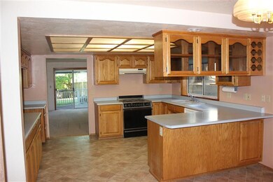 1192 E Evans Creek Rd, Rogue River, OR 97537 - photo 6