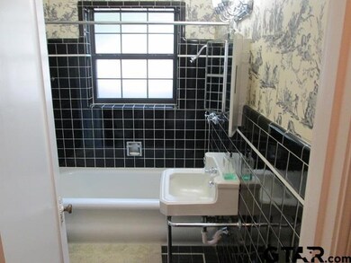 118 118 W Seventh St, Tyler, TX 75701 - photo 5