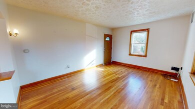 4 Patapsco Rd, Linthicum Heights, MD 21090 - photo 3