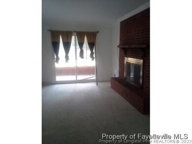 7601 Jennings Ln, Fayetteville, NC 28303 - photo 6