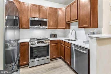 15177 Lancashire Dr unit 350, Woodbridge, VA 22191 - photo 4