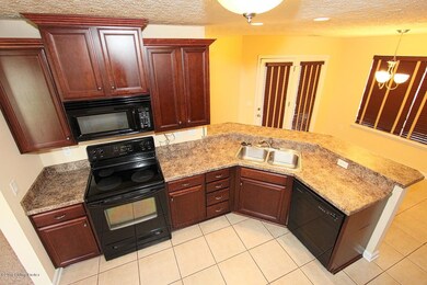 4302 Silver Glade Tr Sellersburg home fo