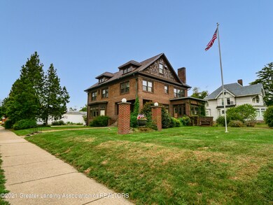 502_S_Main_St-4