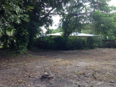 1086 Michigan Ave, Naples, FL 34103 - photo 6