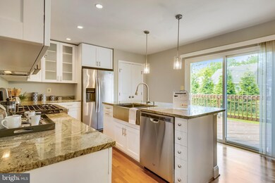 6912 Quander Rd, Alexandria, VA 22307 - photo 4