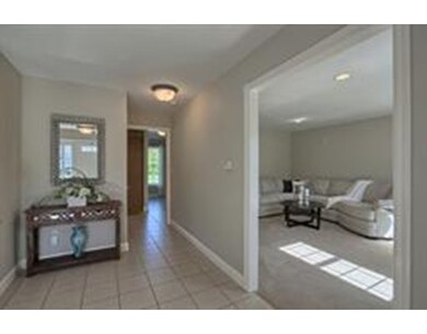 10 Silverbrook Rd, Salem, NH 03079 - photo 3