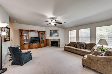 2317 Del Mar Ct, Denton, TX 76210 - photo 3