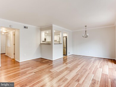 12149 Dove Cir, Laurel, MD 20708 - photo 5