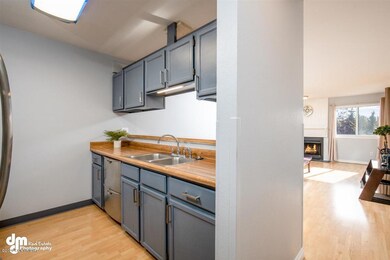 14-Kitchen 20200918-DW-4642-Edit-Ed