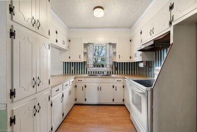 517 Jordan Ave, Asheboro, NC 27203 - photo 6