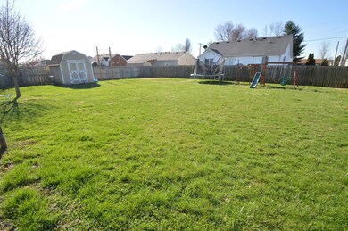 447 Forest Ridge Dr, Mount Washington, KY 40047 - photo 5