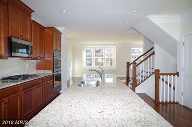 3755 Falls Gate Ct, Falls Church, VA 22041 - photo 2