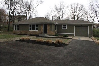 9540 W 49th St, Shawnee, KS 66203 - photo 2