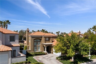 8212 Horseshoe Bend Ln, Las Vegas, NV 89113 - photo 2