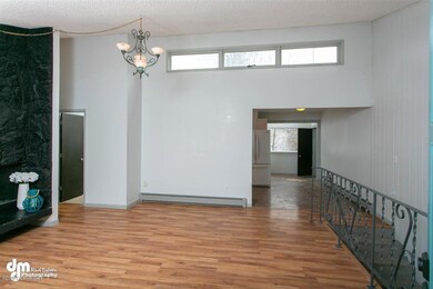 Main Entrance to Living Room
