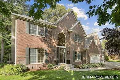 15375 Oak Point Dr, Spring Lake, MI 49456 - photo 2