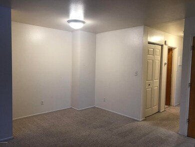 2506 W 27th Ave unit 4, Anchorage, AK 99517 - photo 3