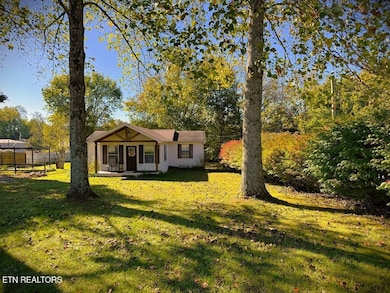 148 Chestnut St, Baxter, TN 38544 - photo 4