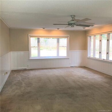 1215 Plum St unit 6, Statesville, NC 28677 - photo 6