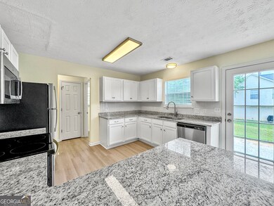 517 Cascade Walk, McDonough, GA 30253 - photo 4