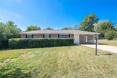 206 Marna Lynn Dr, Prairie Grove, AR 72753 - photo 4